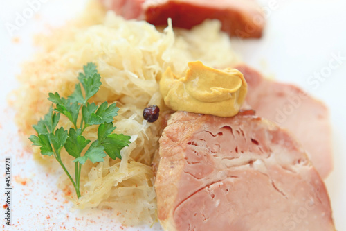 Kasseler mit Sauerkraut photo