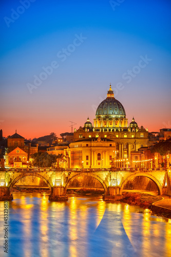 Photography St. Peter's cathedral at night, Rome