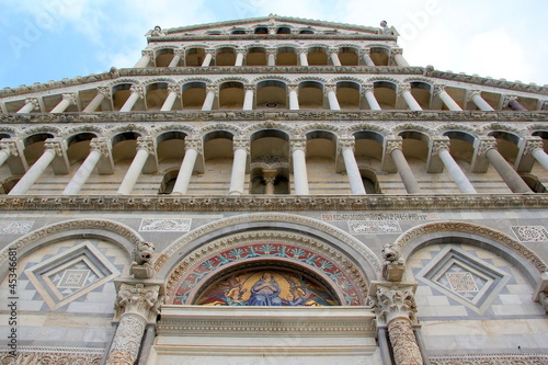 Façade du Duomo de Pise