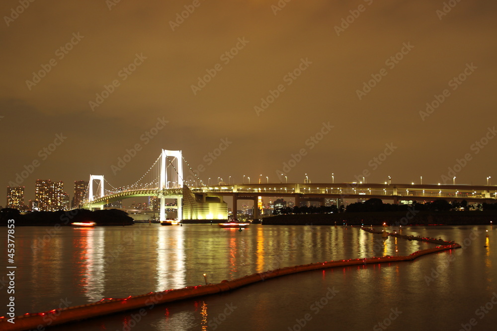 Fototapeta premium レインボーブリッジの夜景