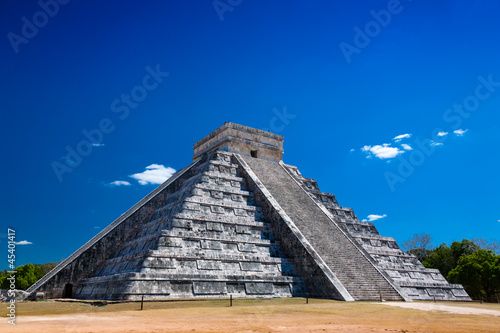 Chichen Itza photo