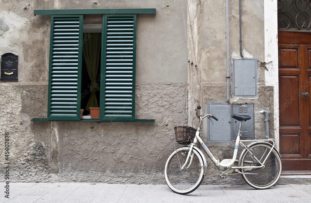 Bicycle in italian street