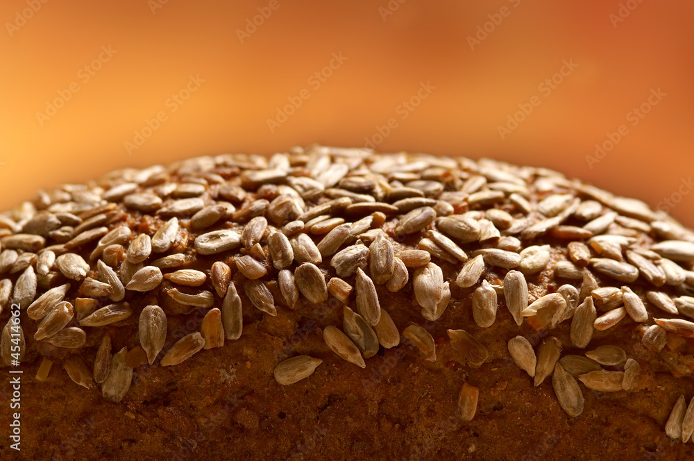 Obraz premium Detail of whole grain bread