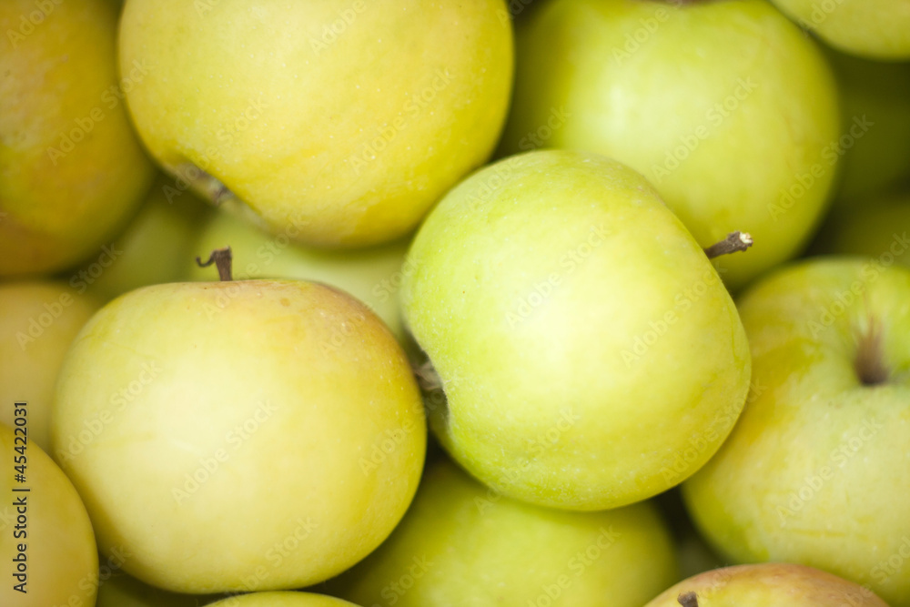 Green apples Green apples