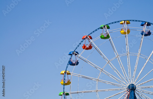 Ferris wheel on a bright sunny day