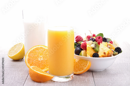 orange juice and fruits