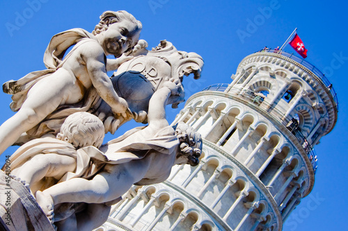 Piazza del Duomo - Tower of Pisa