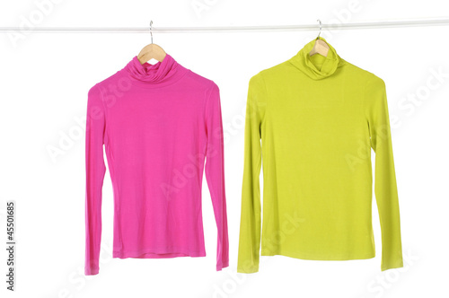 Close up fashion colorful shirt rack © newvave