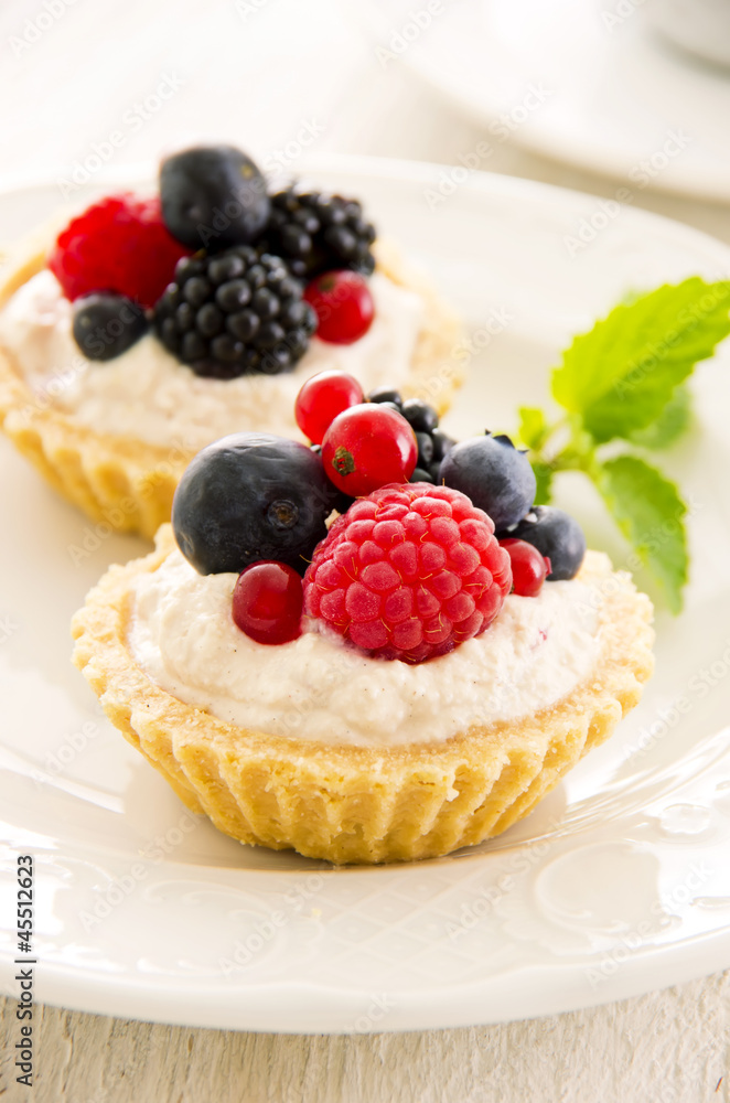 Törtchen mit Beeren Törtchen mit Beeren