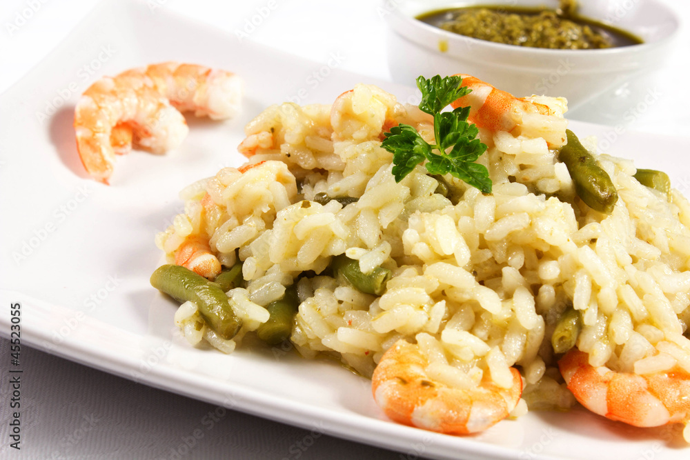 riso gamberi pesto e fagiolini riso gamberi pesto e fagiolini