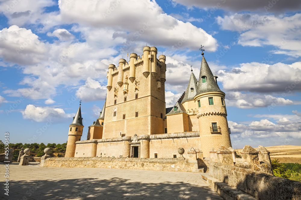 The famous Alcazar of Segovia, Castilla y Leon, Spain The famous Alcazar of Segovia, Castilla y Leon, Spain