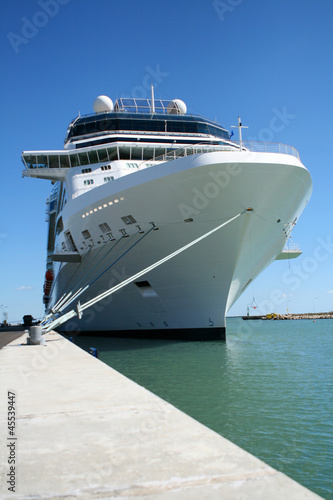 Cruise Ship