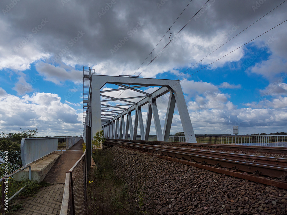 Brücke über die Elbe in Wittenberge. Stock-Foto | Adobe Stock