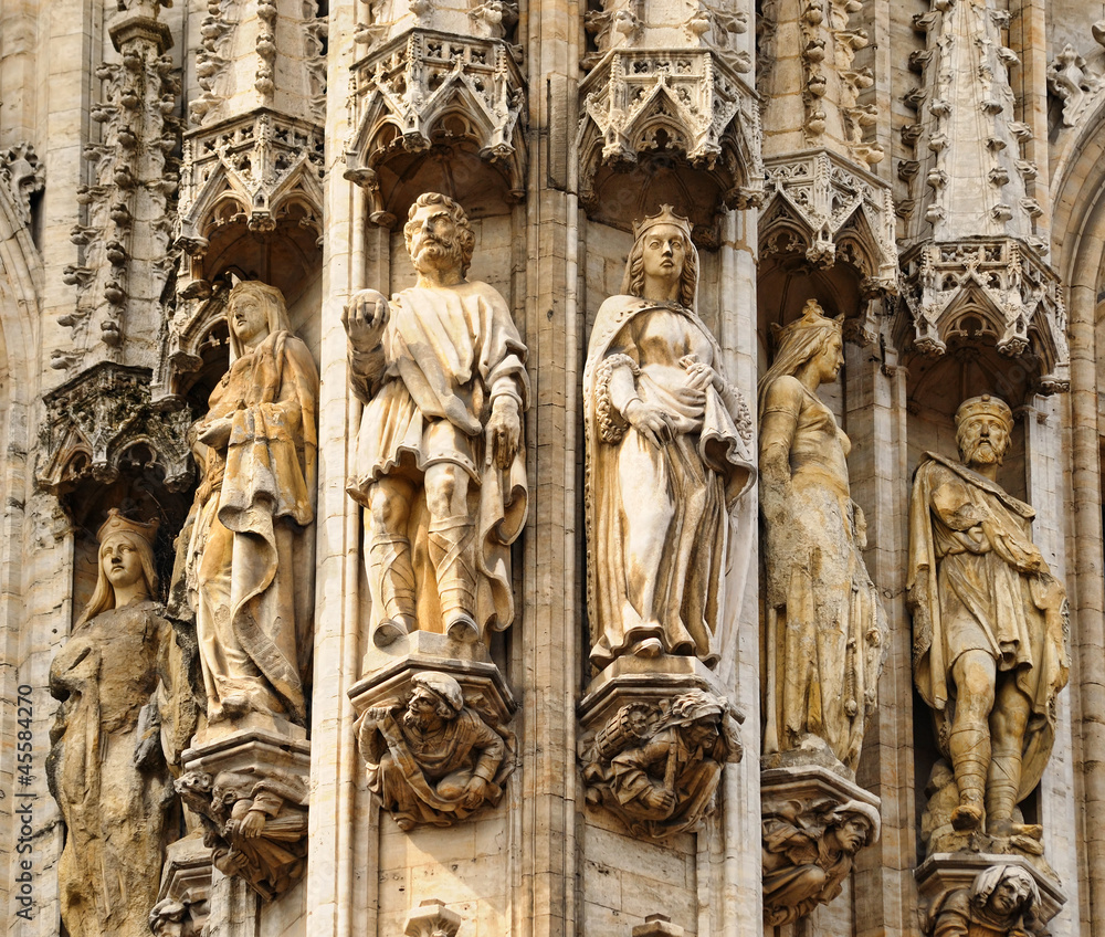 statues from medieval facade on Grand Place