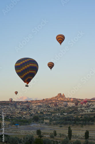 hot air balloons © allensima