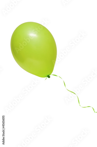 Hellgrüne Ballon mit Band freigestellt