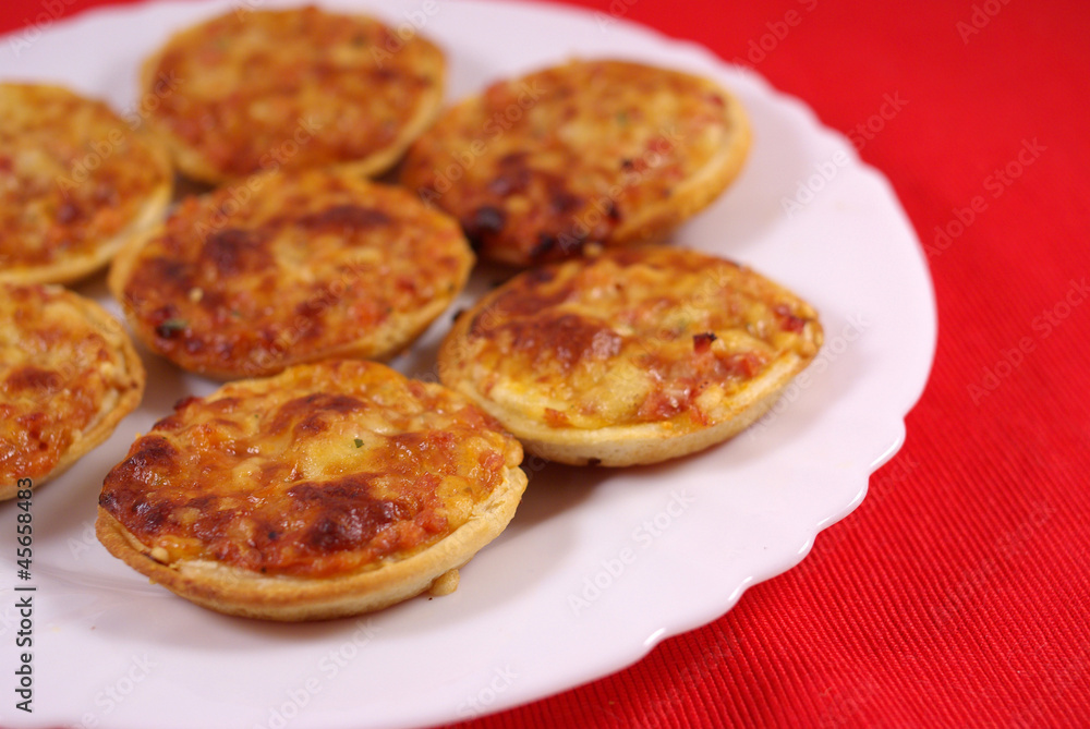 Small pizza Small pizza