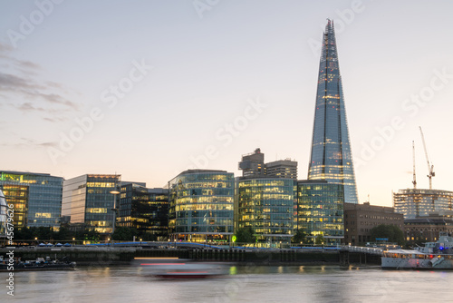London Skyline at Dusk with City Hall and Modern Buildings, Rive