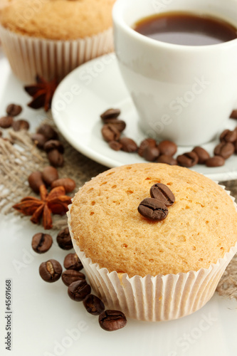tasty muffin cakes with spices