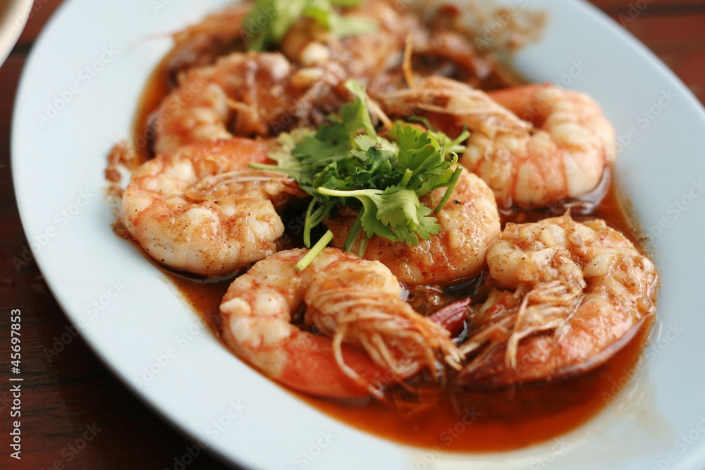 Fried Tiger Shrimps with Garlic