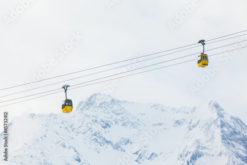 Ski lift chairs photo