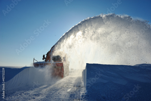 snow removal cleaning in winter