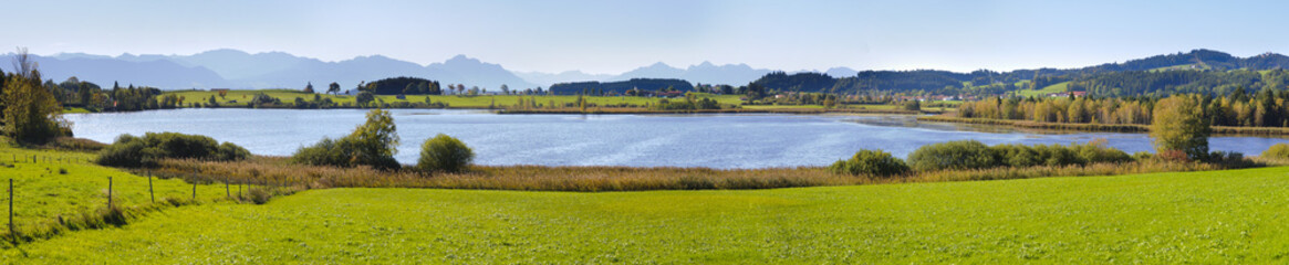 Fotobehang Zomer Panorama landschap in Beieren  © Wolfilser
