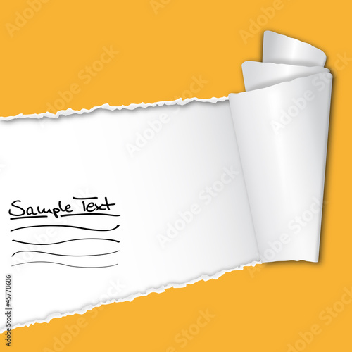 aufgerissenes Papier mit Textfreiraum
