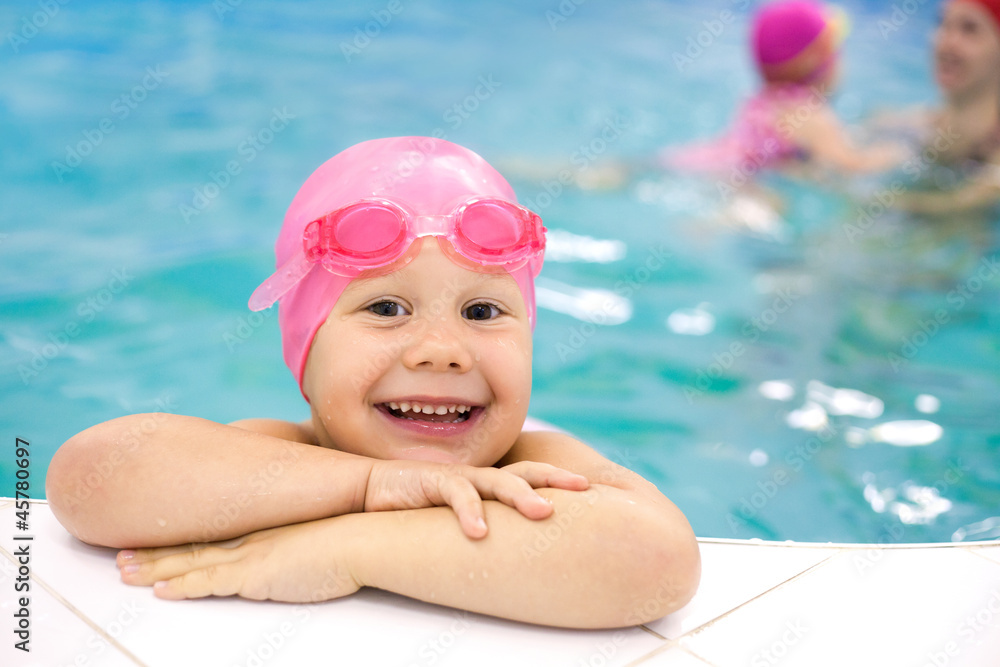 Fototapeta premium Baby swimmer