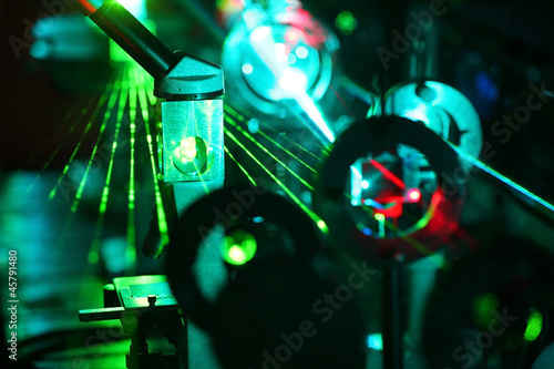 Movement of microparticles by beams of laser in lab photo