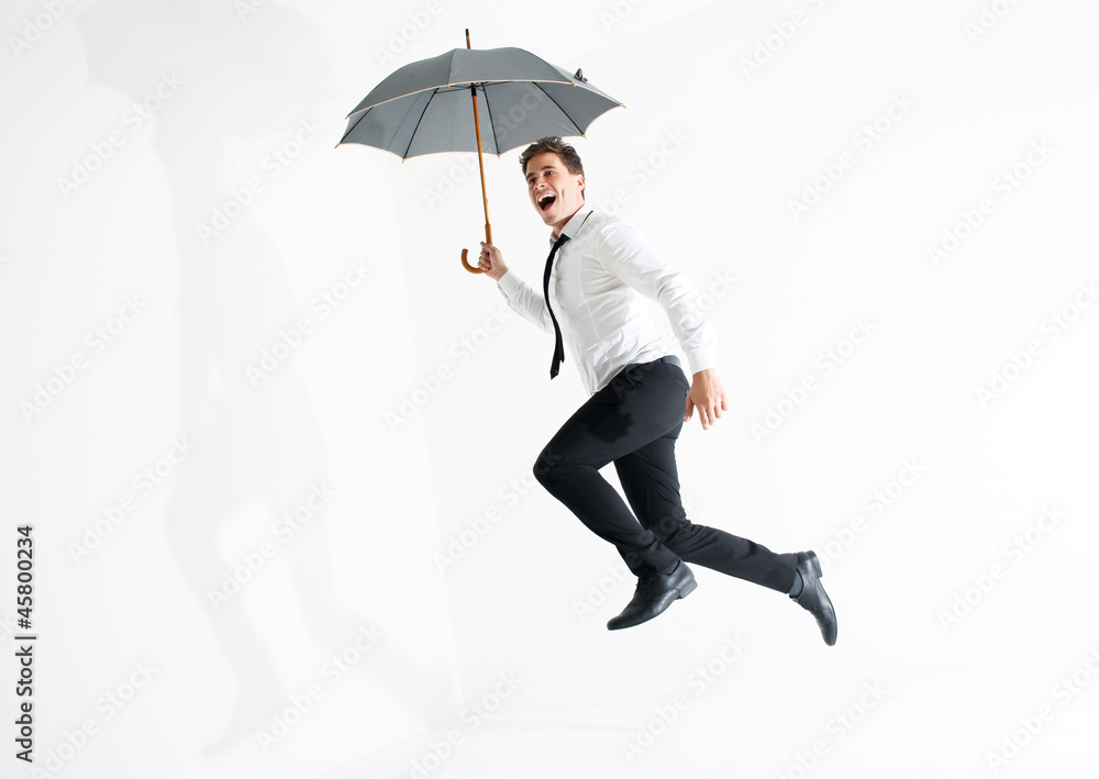 homme en plein délire avec sa veste homme en plein délire avec sa veste