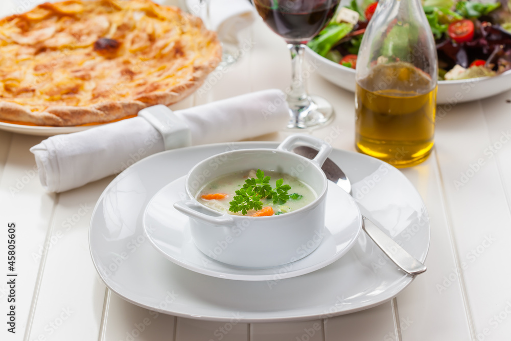 Vegetable soup with bulgur