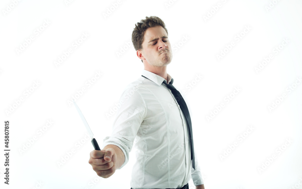 Homme avec un couteau dans la main Homme avec un couteau dans la main