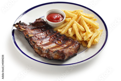 Fotografi barbecued pork spare ribs and french fries