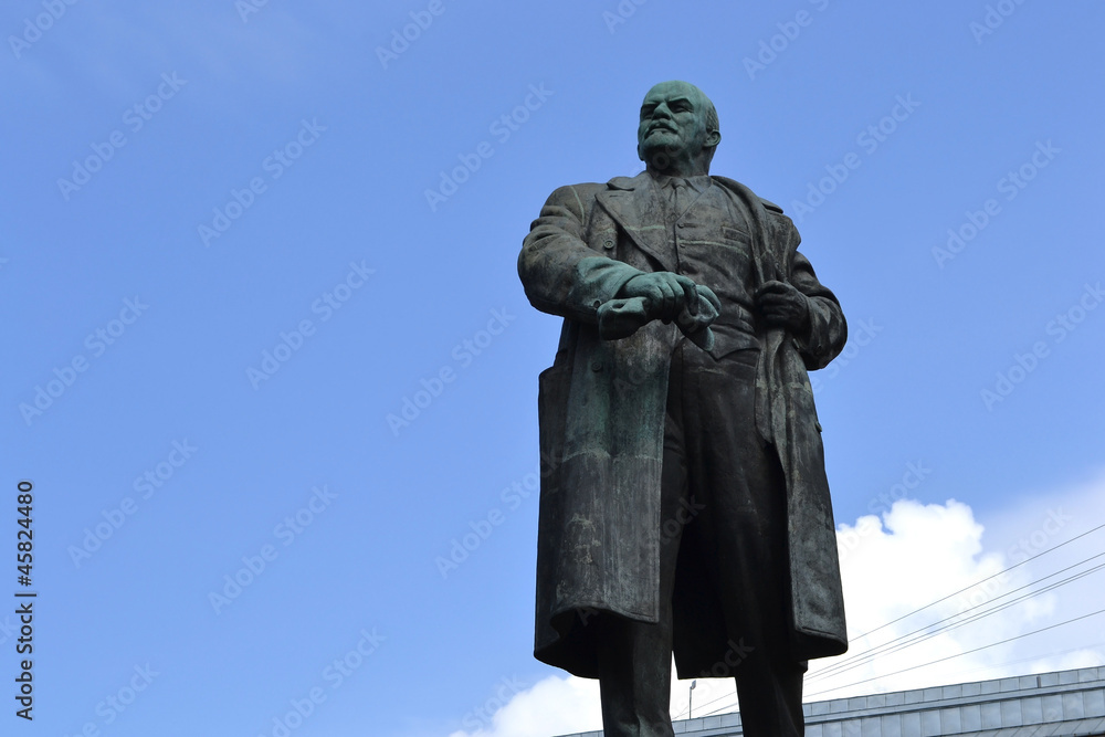 Naklejka premium Lenin statue in Vyborg