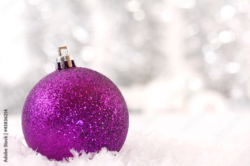Lila Weihnachtskugel Lila Weihnachtskugel