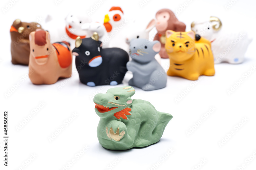 Naklejka premium 竜と十二支の正月イメージ