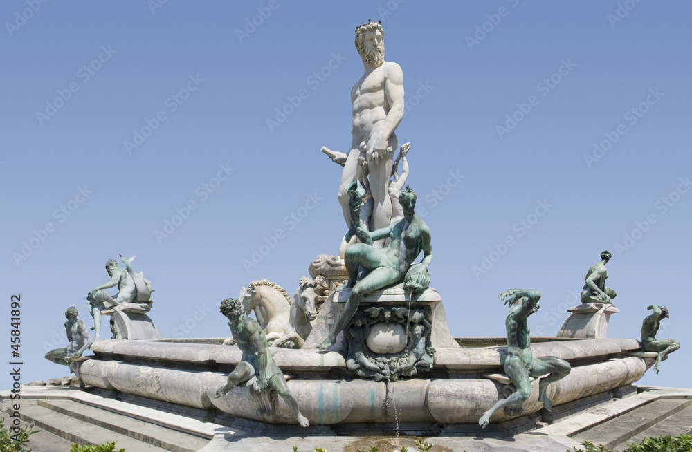 Fototapeta premium Fountain of Neptune
