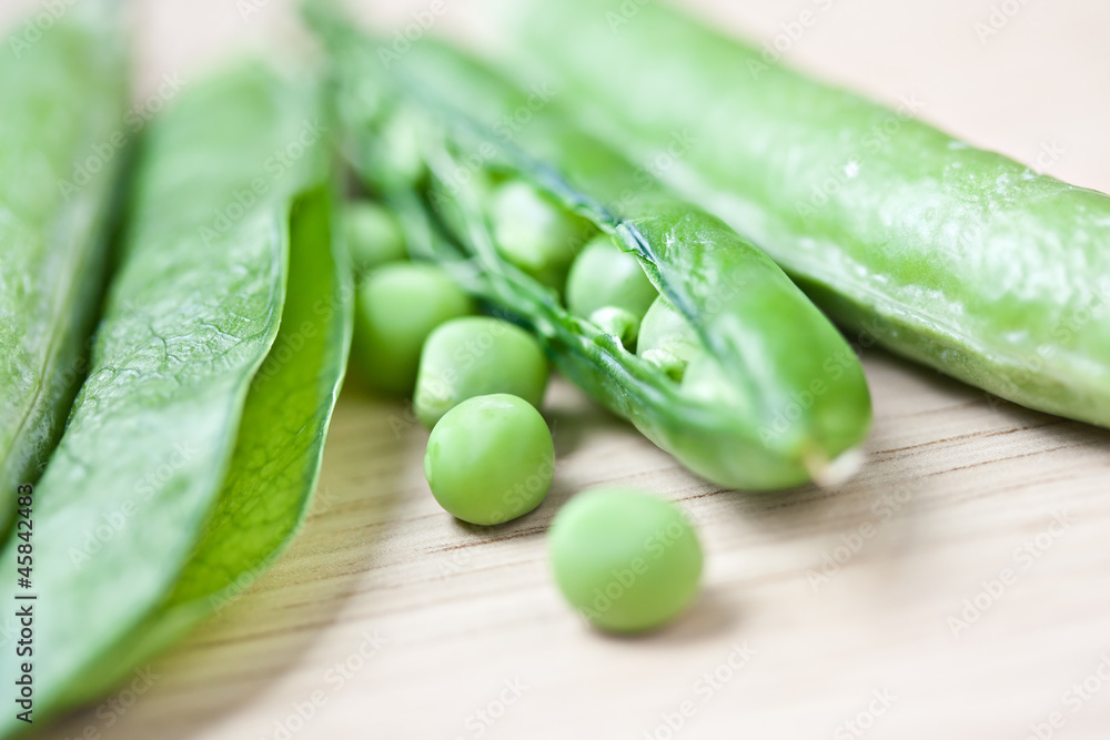 pea vegetable vegetarian agriculture fresh food closeup pea vegetable vegetarian agriculture fresh food closeup