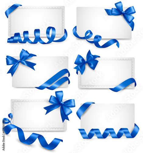 Set of gift card notes with blue bows with ribbons
