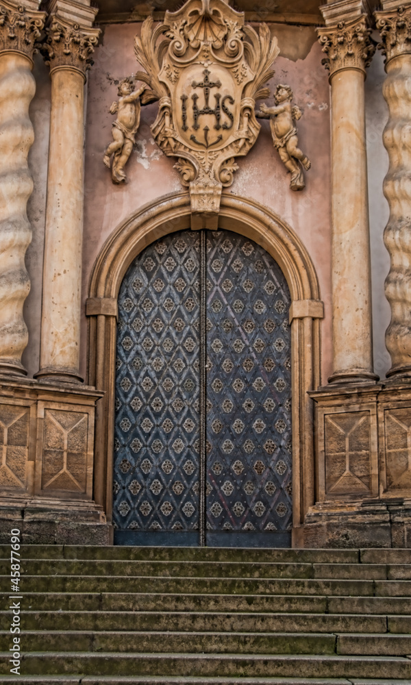 Ornamental Cathedral Door Set in Stone