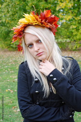 alternativ Business Girl in Autumn