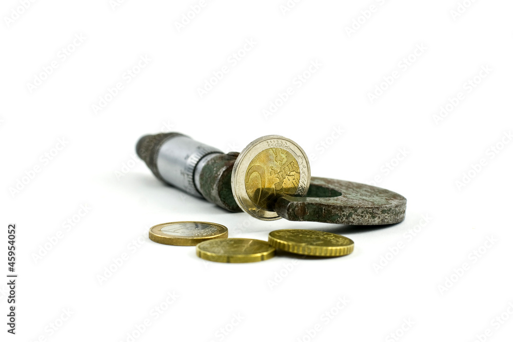 Micrometer and coins