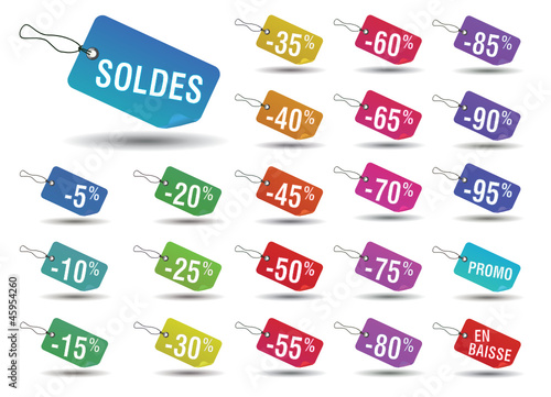 étiquettes multicolore concept soldes promo