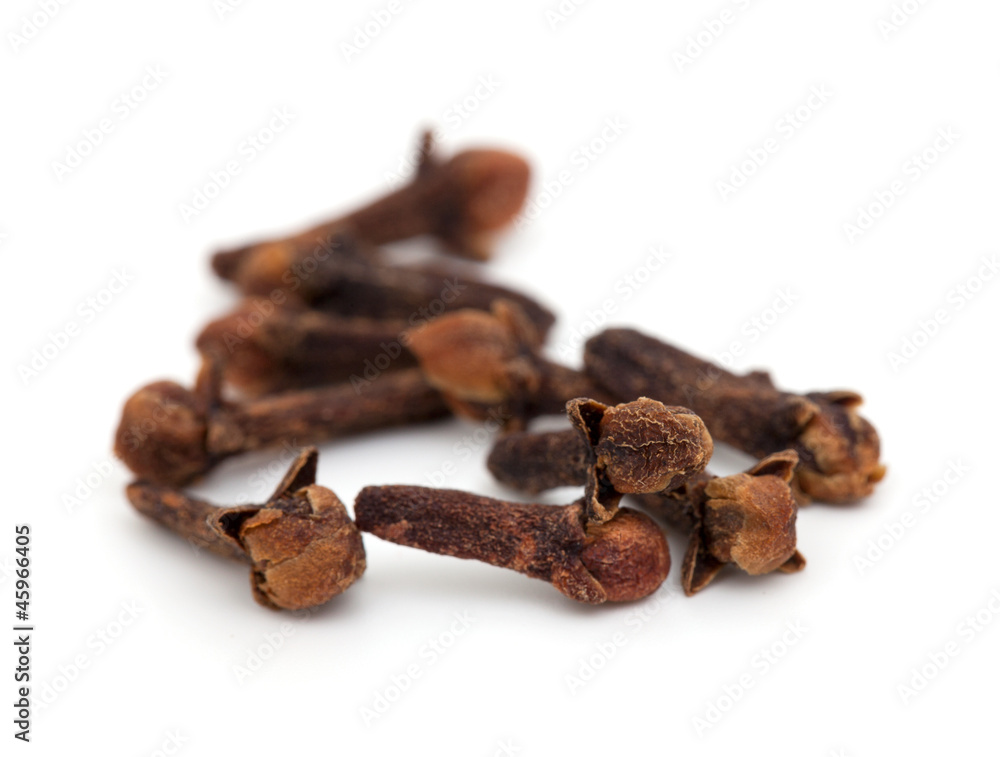 cloves cloves