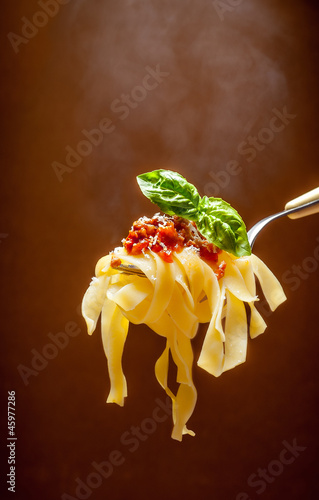 Fettuccine al pomodoro - hot pasta with tomato sauce