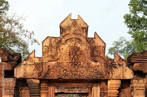 Dintel de Banteay Srei. Camboya photo