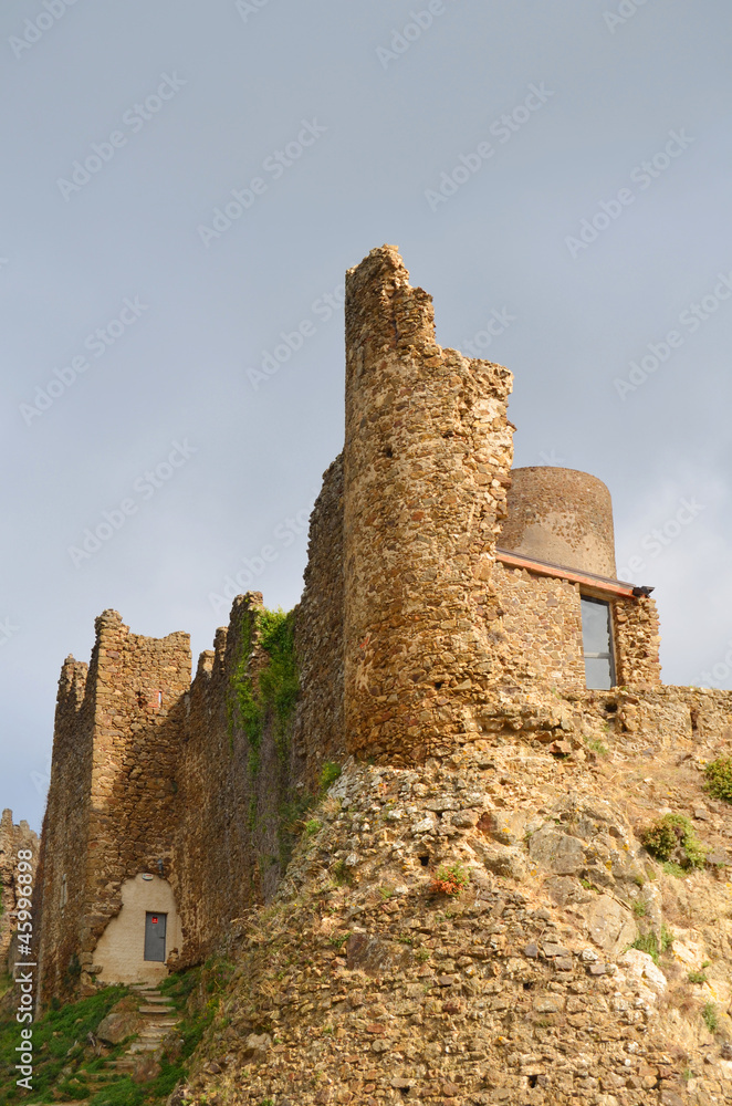 Castillo de la sierra del Montseny. Catalunya