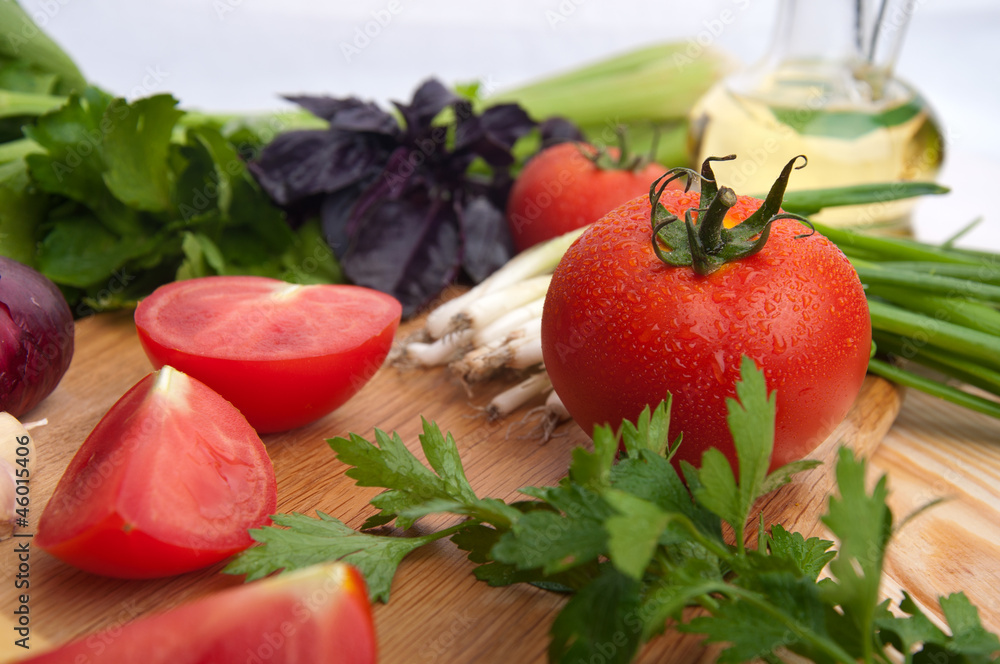 fresh tomato with chieves, onion and salad