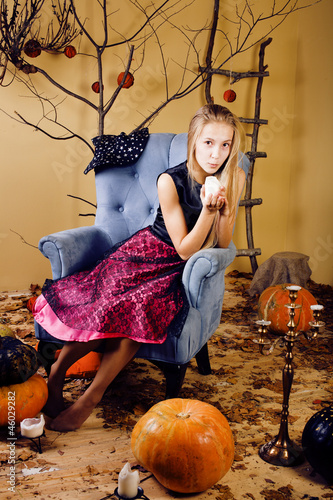 pretty blonde girl selebrating halloween